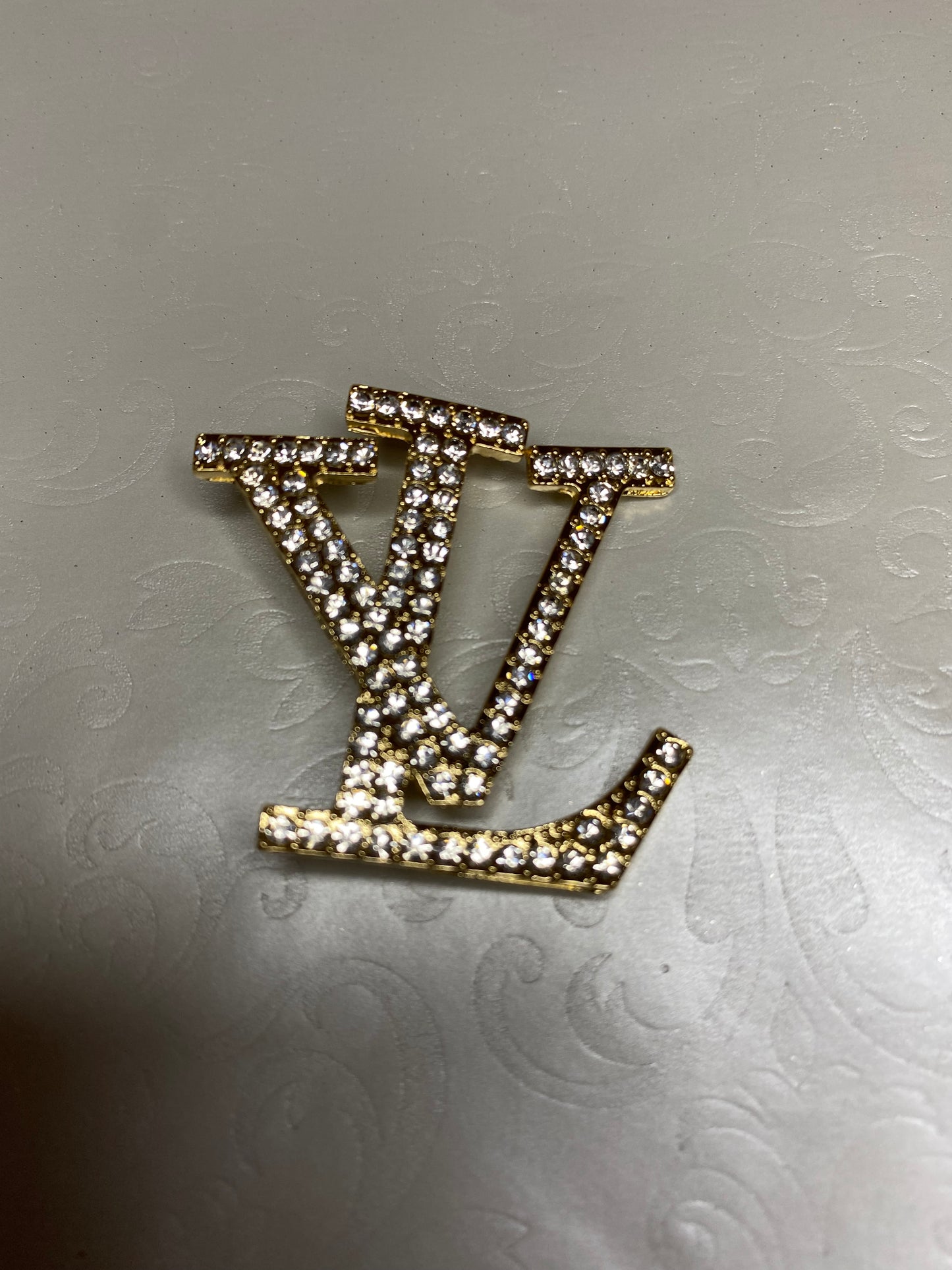 Brooches/Pins