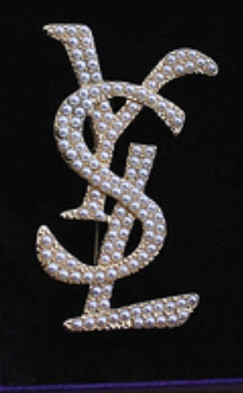 Brooches/Pins