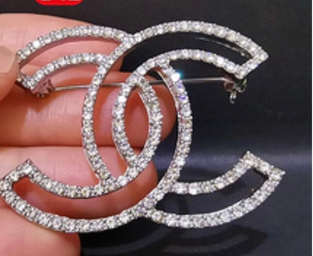 Brooches/Pins